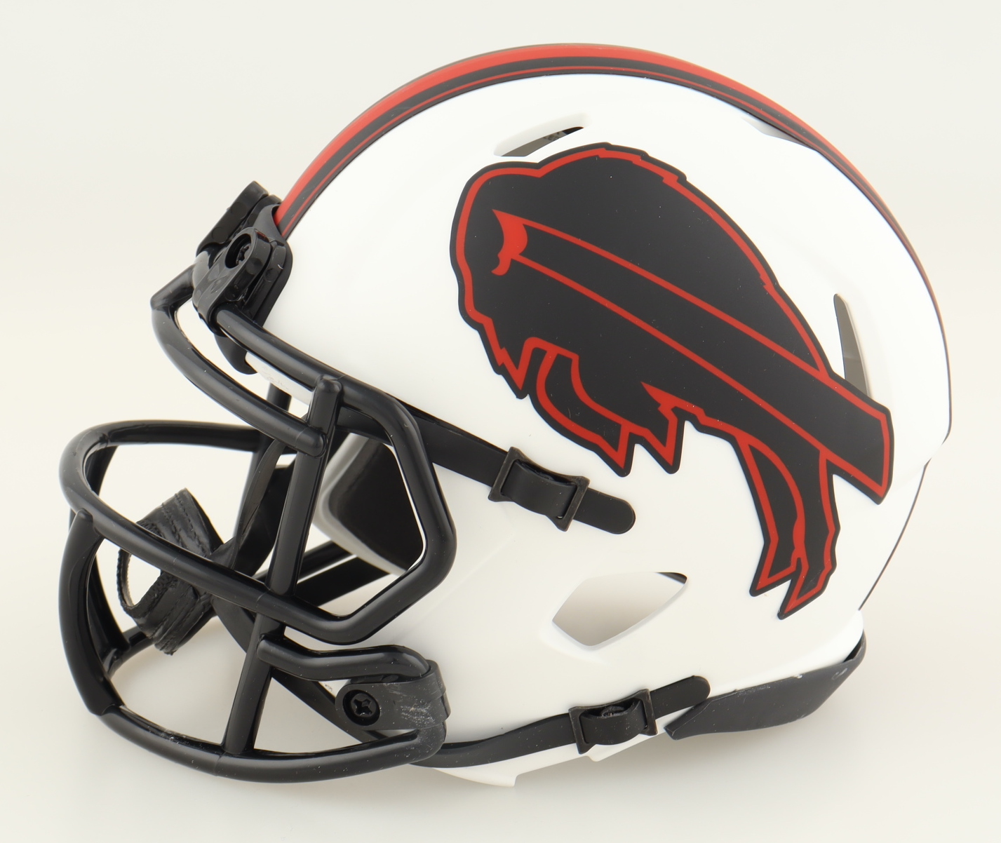 Gabriel Davis Signed Bills Lunar Eclipse Alternate Speed Mini Helmet Inscribed "Bills Mafia!" (JSA) at PristineAuction.com Gabriel Davis Signed Bills Lunar Eclipse Alternate Speed Mini Helmet Inscribed "Bills Mafia!" (JSA) at PristineAuction.com