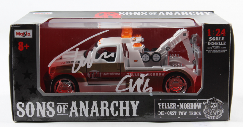 Tommy Flanagan Signed "Sons of Anarchy" 124 DieCast Tow Truck