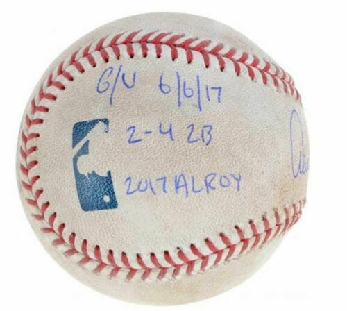 Game Day Legends Collector's Elite Baseball Edition Mystery Box - Series 1 - #26/30 at PristineAuction.com Game Day Legends Collector's Elite Baseball Edition Mystery Box - Series 1 - #26/30 at PristineAuction.com