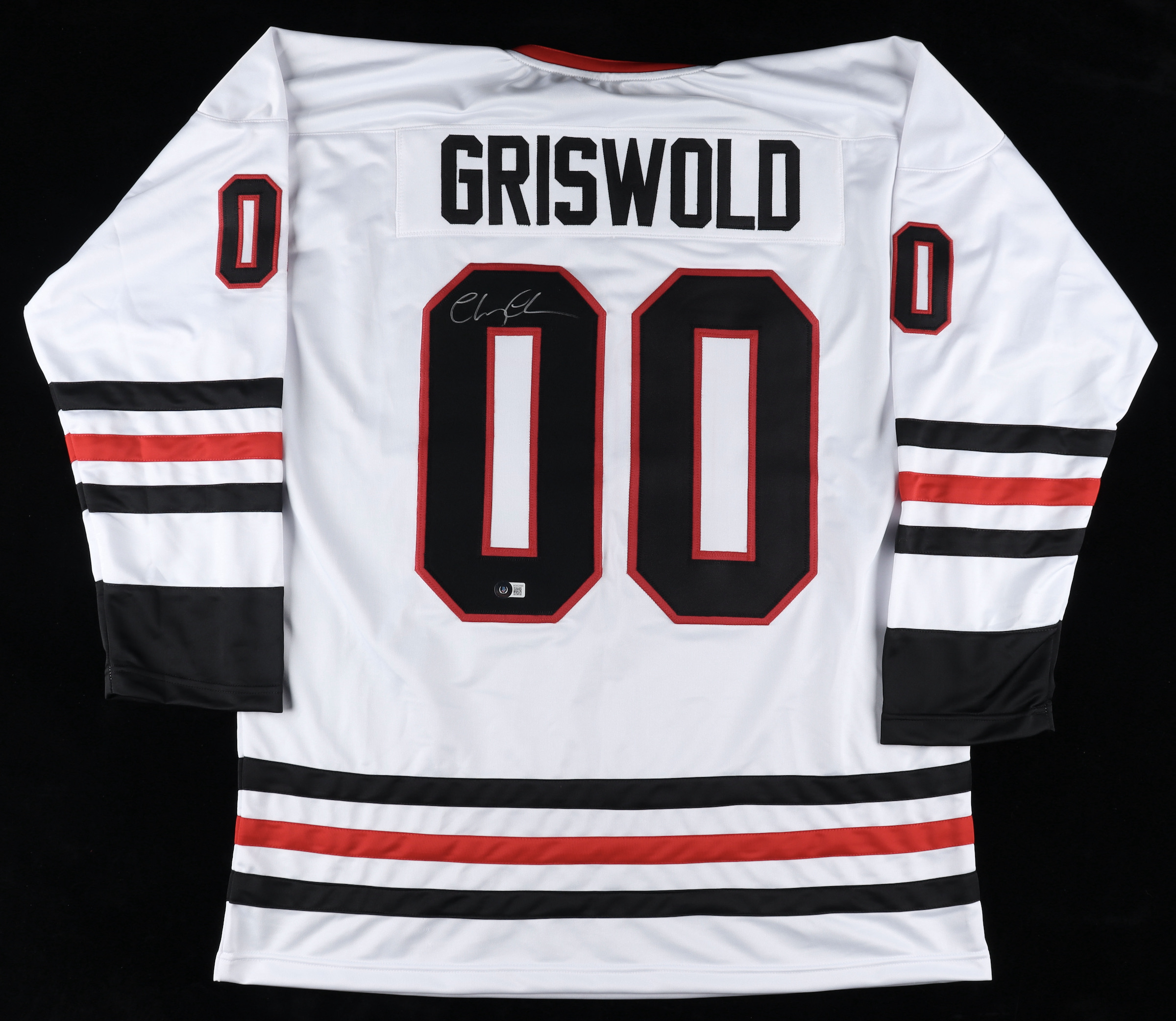 Chevy Chase Signed Jersey (Beckett) at PristineAuction.com Chevy Chase Signed Jersey (Beckett) at PristineAuction.com