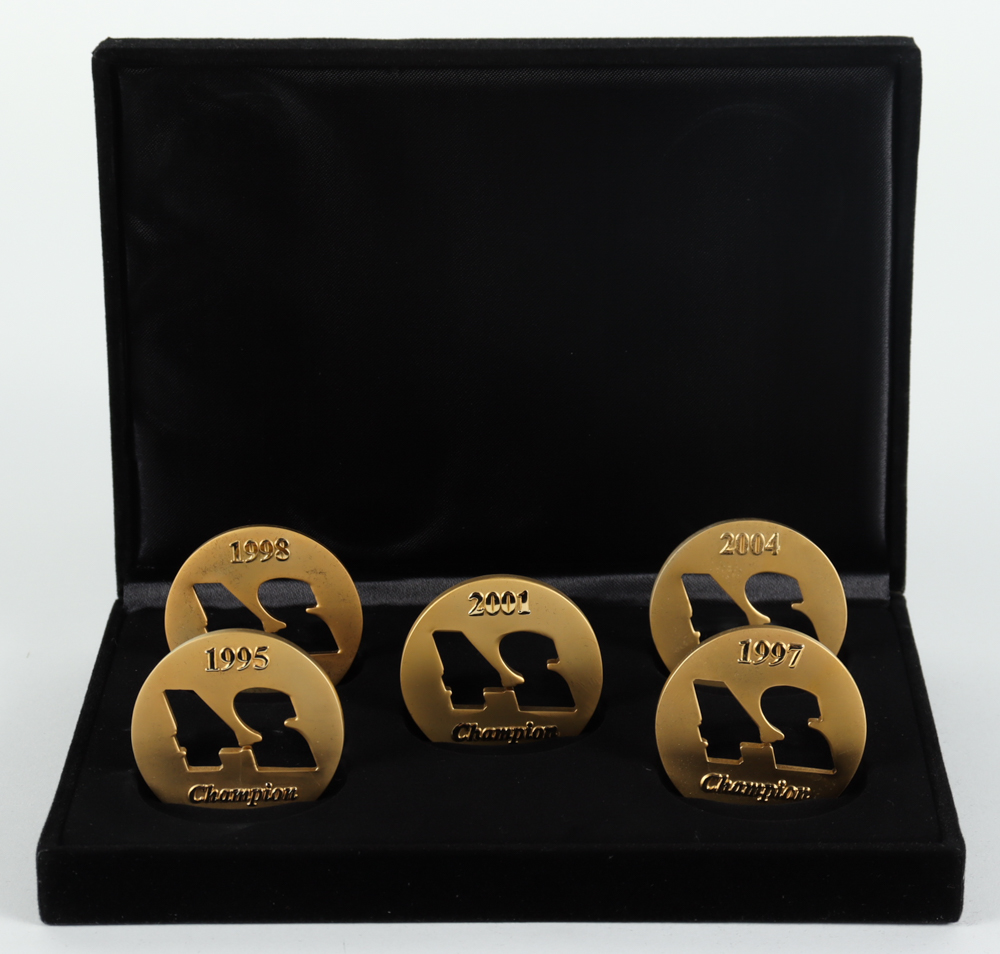 Jeff Gordon Commemorative Coin Set with Case at PristineAuction.com Jeff Gordon Commemorative Coin Set with Case at PristineAuction.com