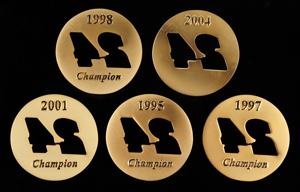 Jeff Gordon Commemorative Coin Set with Case at PristineAuction.com Jeff Gordon Commemorative Coin Set with Case at PristineAuction.com