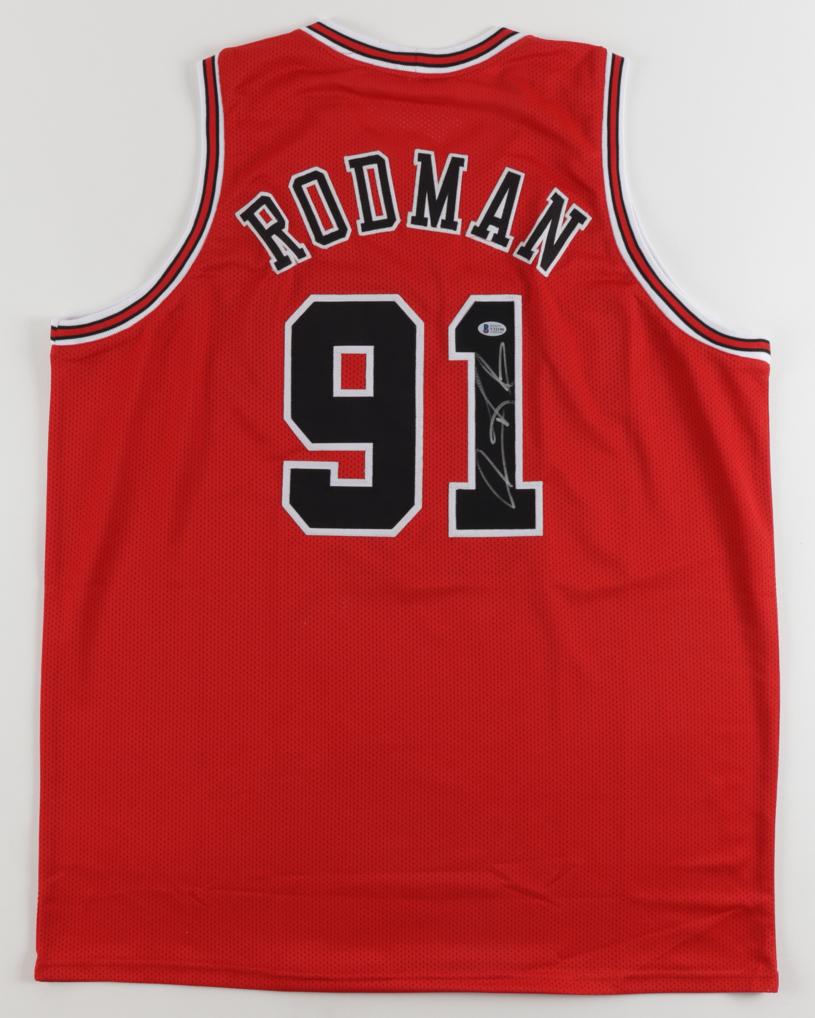 Dennis Rodman Signed Jersey (Beckett) at PristineAuction.com Dennis Rodman Signed Jersey (Beckett) at PristineAuction.com