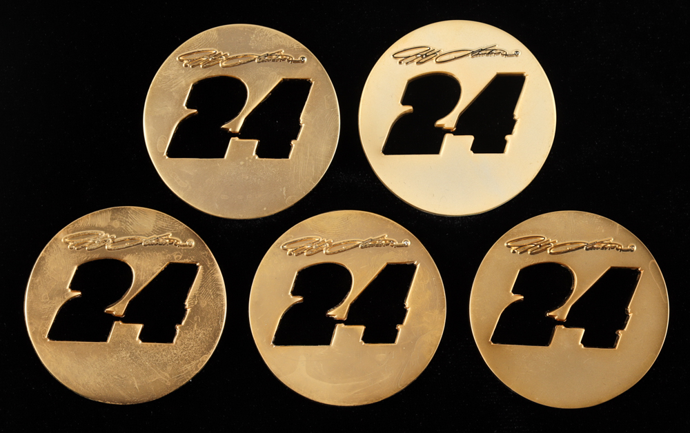 Jeff Gordon Commemorative Coin Set with Case at PristineAuction.com Jeff Gordon Commemorative Coin Set with Case at PristineAuction.com