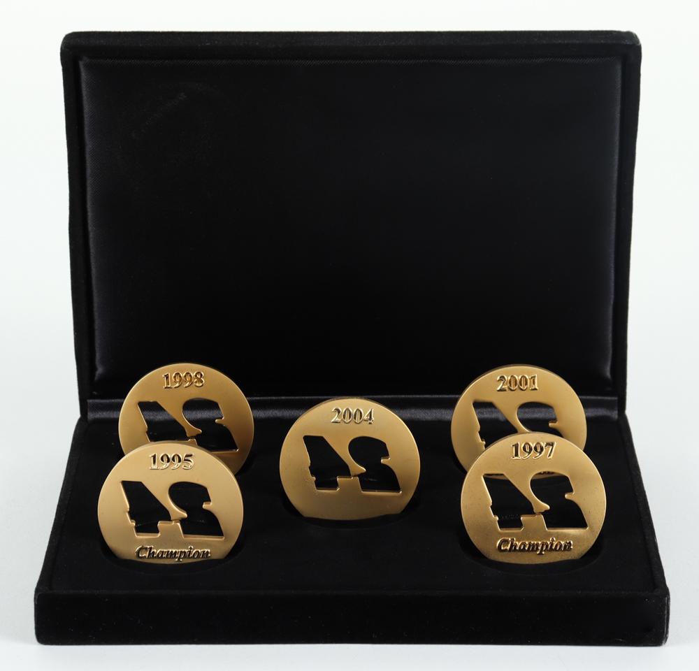 Jeff Gordon Commemorative Coin Set with Case at PristineAuction.com Jeff Gordon Commemorative Coin Set with Case at PristineAuction.com