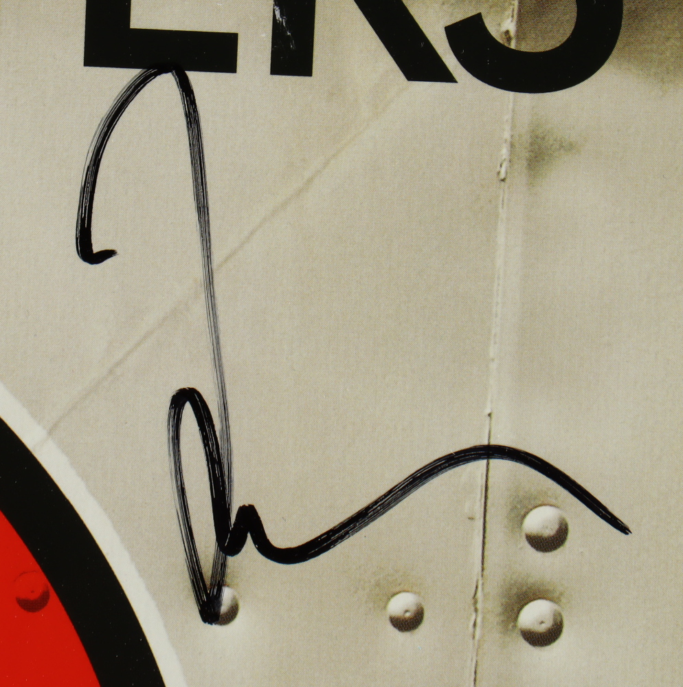 Foo Fighters 25.5x35.5 Custom Framed Record Display Signed By (4) with Dave Grohl, Taylor Hawkins, Nate Mendel & Pat Smear (JSA) at PristineAuction.com Foo Fighters 25.5x35.5 Custom Framed Record Display Signed By (4) with Dave Grohl, Taylor Hawkins, Nate Mendel & Pat Smear (JSA) at PristineAuction.com