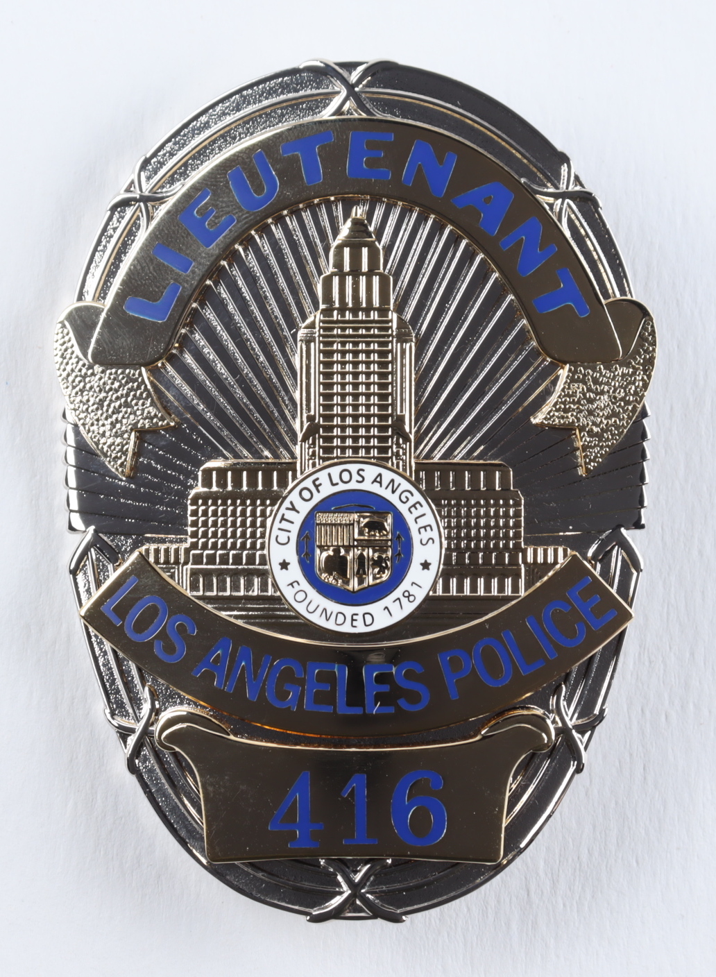 Lt. Columbo "Columbo" High Quality Prop Replica Badge at PristineAuction.com Lt. Columbo "Columbo" High Quality Prop Replica Badge at PristineAuction.com