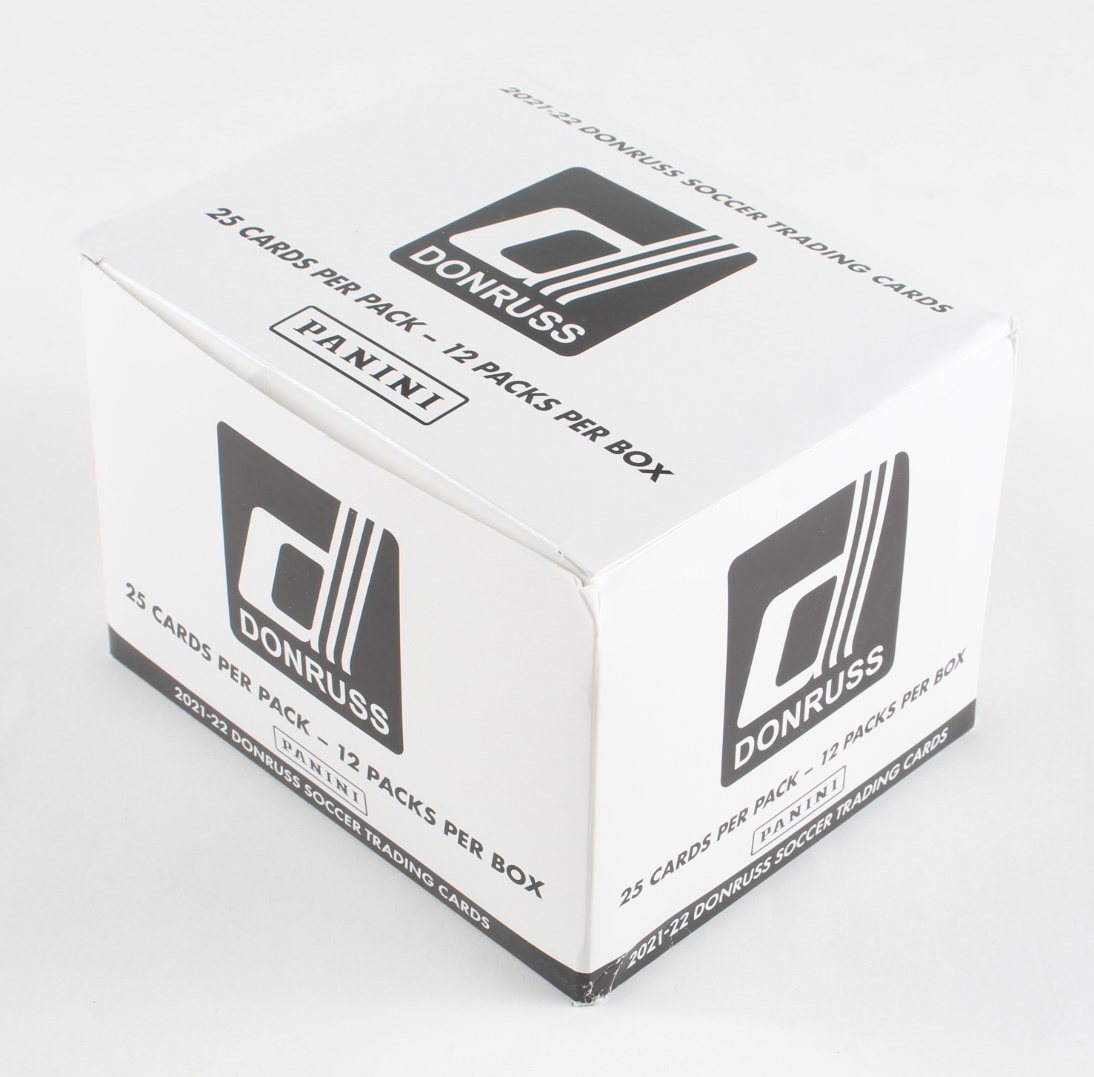 2021-22 Donruss Soccer Cello Box with (12) Packs at PristineAuction.com 2021-22 Donruss Soccer Cello Box with (12) Packs at PristineAuction.com