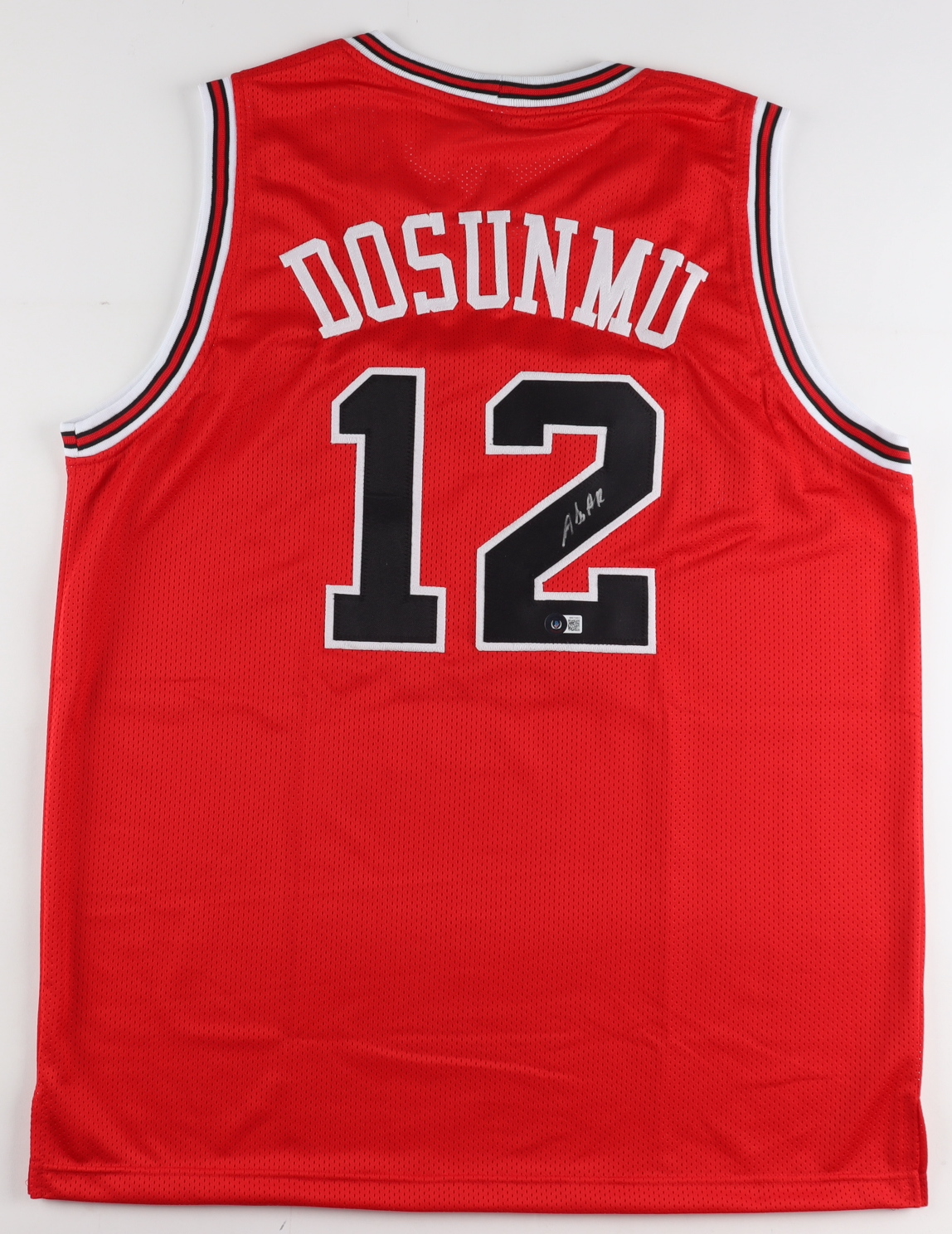 Ayo Dosunmu Signed Jersey (Beckett) at PristineAuction.com Ayo Dosunmu Signed Jersey (Beckett) at PristineAuction.com