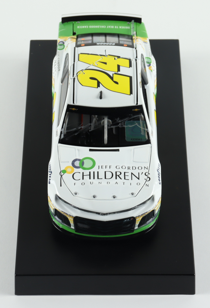 Jeff Gordon Signed LE NASCAR #24 Jeff Gordon Children's Foundation 1:24 Scale Diecast Car (Gordon) at PristineAuction.com Jeff Gordon Signed LE NASCAR #24 Jeff Gordon Children's Foundation 1:24 Scale Diecast Car (Gordon) at PristineAuction.com