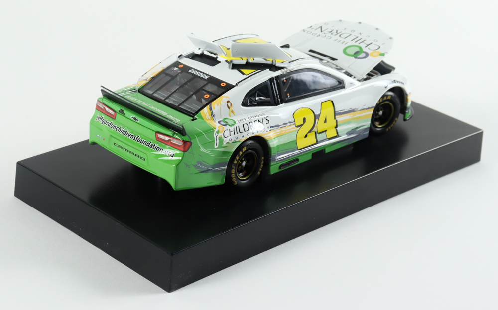 Jeff Gordon Signed LE NASCAR #24 Jeff Gordon Children's Foundation 1:24 Scale Diecast Car (Gordon) at PristineAuction.com Jeff Gordon Signed LE NASCAR #24 Jeff Gordon Children's Foundation 1:24 Scale Diecast Car (Gordon) at PristineAuction.com