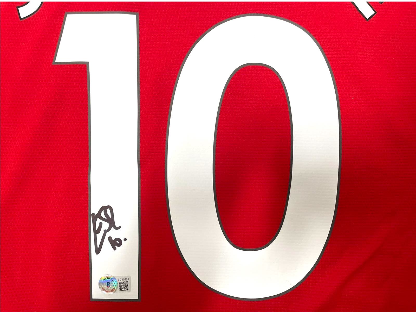 Emile Smith Rowe Signed Arsenal Jersey (Beckett) at PristineAuction.com Emile Smith Rowe Signed Arsenal Jersey (Beckett) at PristineAuction.com