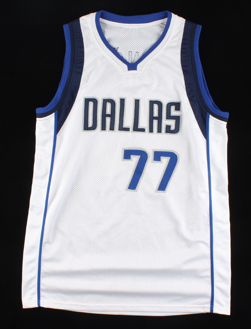 Luka Doncic Signed Jersey (PSA) at PristineAuction.com Luka Doncic Signed Jersey (PSA) at PristineAuction.com