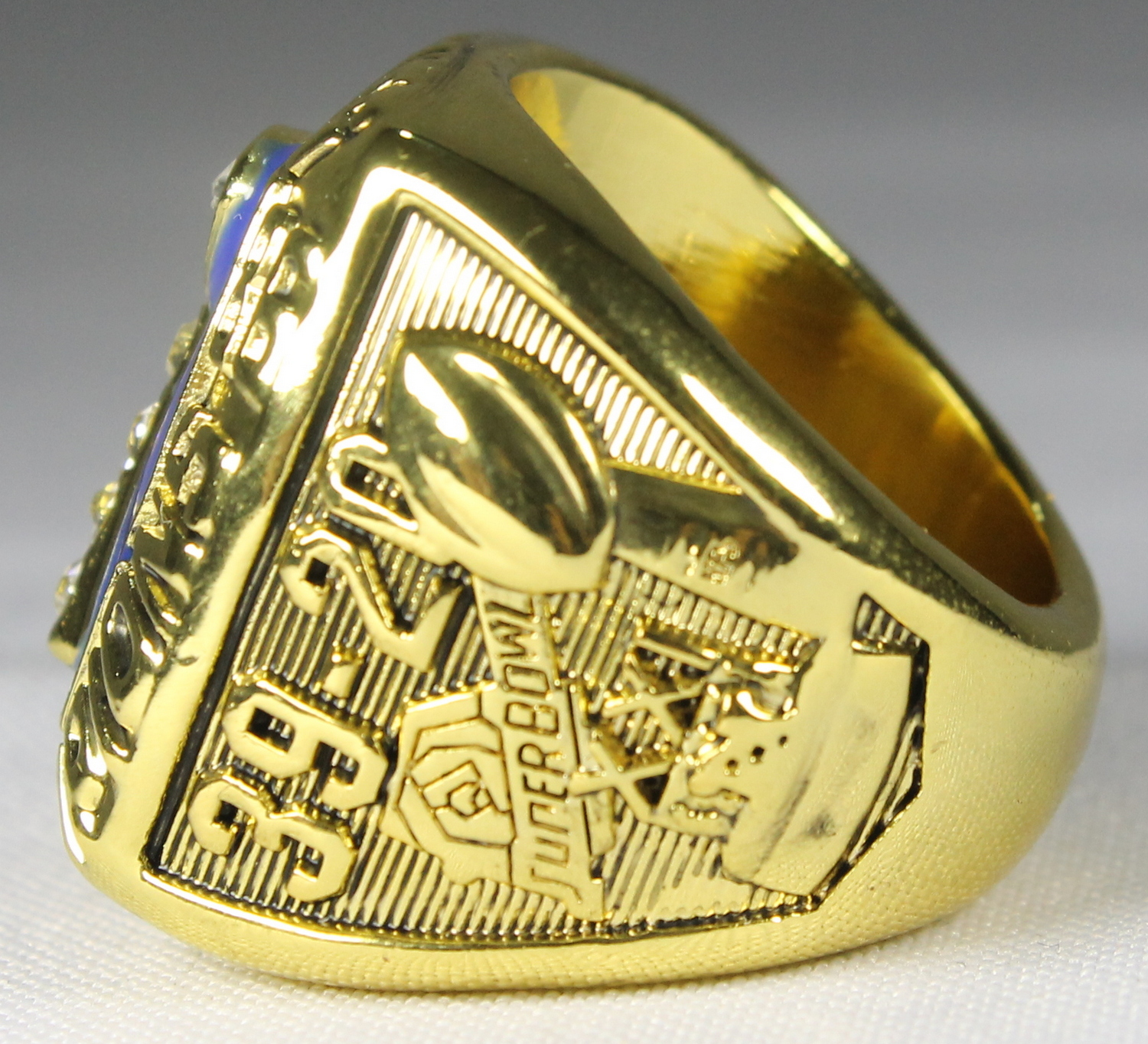 Phil Simms New York Giants High Quality Replica 1986 Super Bowl XXI Championship Ring at PristineAuction.com Phil Simms New York Giants High Quality Replica 1986 Super Bowl XXI Championship Ring at PristineAuction.com