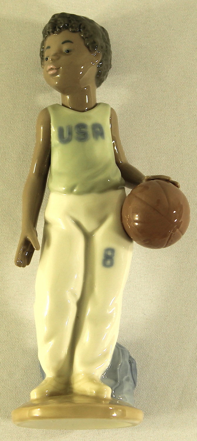 "Basketball Player" Nao by Lladro Figurine #1226 AA at PristineAuction.com "Basketball Player" Nao by Lladro Figurine #1226 AA at PristineAuction.com