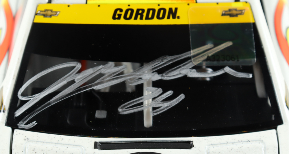 Jeff Gordon Signed LE NASCAR #24 Axalta Homestead - Race Version - Store Exclusive - 2015 SS 1:24 Scale Diecast Car (Gordon) at PristineAuction.com Jeff Gordon Signed LE NASCAR #24 Axalta Homestead - Race Version - Store Exclusive - 2015 SS 1:24 Scale Diecast Car (Gordon) at PristineAuction.com