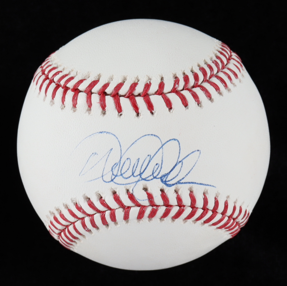 Derek Jeter Signed OML Baseball (MLB 