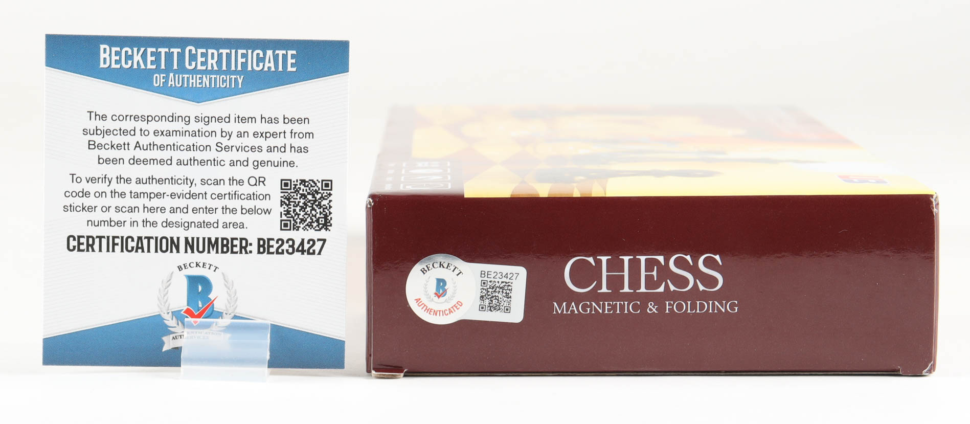 GZA Signed Chess Set (JSA) at PristineAuction.com GZA Signed Chess Set (JSA) at PristineAuction.com