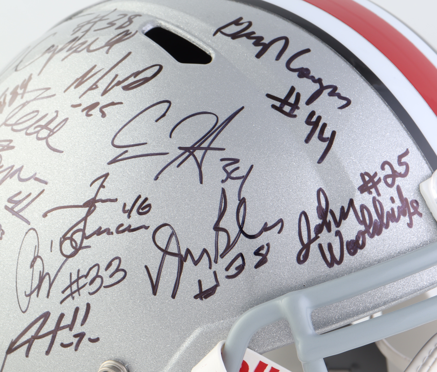 Ohio State Buckeyes Full-Size Speed Helmet Signed by (23) with Tim Spencer, Jeff Logan, Derek Combs, Pete Johnson, Michael Wiley (JSA) at PristineAuction.com Ohio State Buckeyes Full-Size Speed Helmet Signed by (23) with Tim Spencer, Jeff Logan, Derek Combs, Pete Johnson, Michael Wiley (JSA) at PristineAuction.com