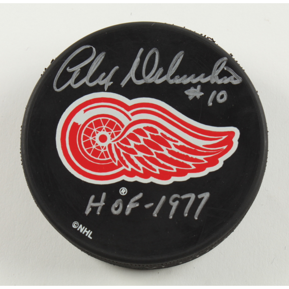 Autographed Detroit Red Wings Hall Of Fame Trading Cards - Various Years, Some Certified