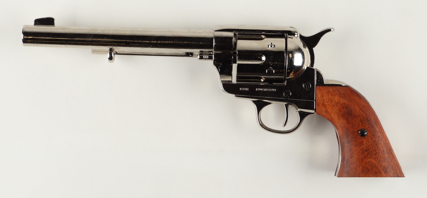 Emilio Estevez Signed "Young Guns" Denix Colt Calvary Prop Revolver Inscribed "The Kid" (Beckett) at PristineAuction.com Emilio Estevez Signed "Young Guns" Denix Colt Calvary Prop Revolver Inscribed "The Kid" (Beckett) at PristineAuction.com