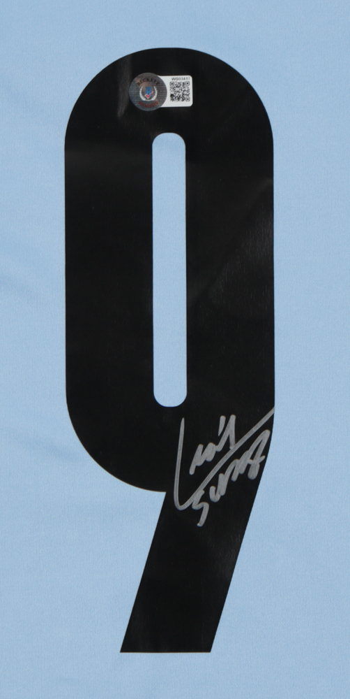 Luis Suarez Signed Jersey (Beckett) at PristineAuction.com Luis Suarez Signed Jersey (Beckett) at PristineAuction.com