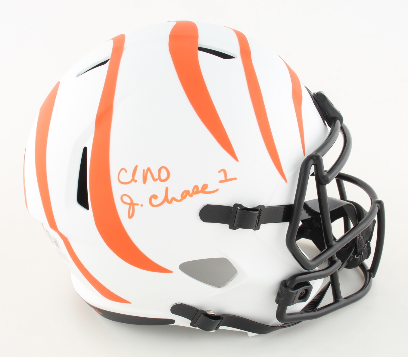Jamarr Chase Signed Bengals Full-Size Lunar Eclipse Alternate Helmet Inscribed “Uno” (Palm Beach & Chase) at PristineAuction.com Jamarr Chase Signed Bengals Full-Size Lunar Eclipse Alternate Helmet Inscribed “Uno” (Palm Beach & Chase) at PristineAuction.com