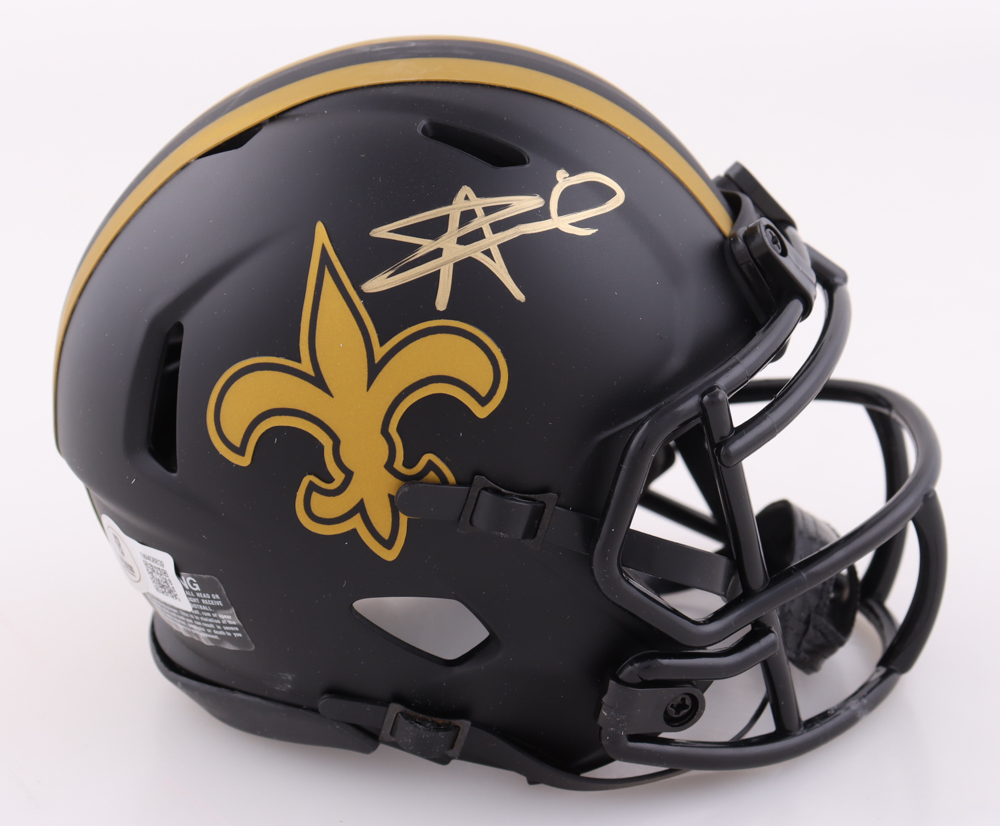 Alvin Kamara Signed Saints Eclipse Alternate Speed Mini Helmet (Beckett) at PristineAuction.com Alvin Kamara Signed Saints Eclipse Alternate Speed Mini Helmet (Beckett) at PristineAuction.com