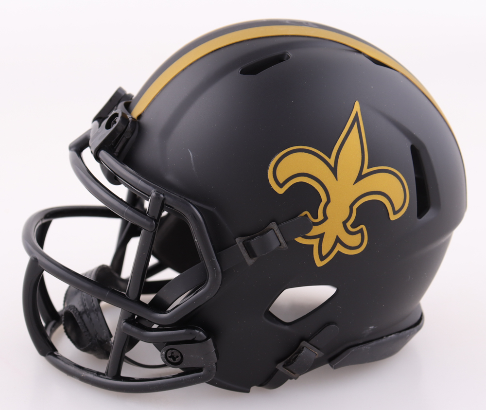 Alvin Kamara Signed Saints Eclipse Alternate Speed Mini Helmet (Beckett) at PristineAuction.com Alvin Kamara Signed Saints Eclipse Alternate Speed Mini Helmet (Beckett) at PristineAuction.com