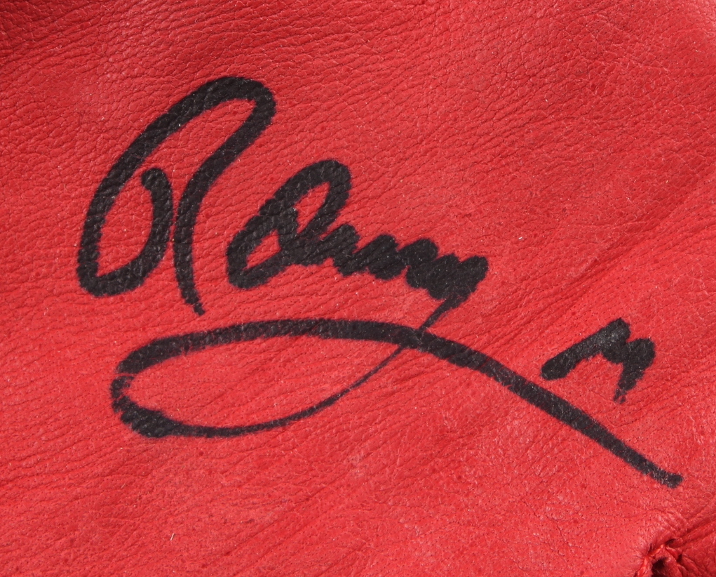 Ronny Mauricio Signed Game-Used Franklin Baseball Batting Glove Inscribed "Game Used 2021" (JSA) at PristineAuction.com Ronny Mauricio Signed Game-Used Franklin Baseball Batting Glove Inscribed "Game Used 2021" (JSA) at PristineAuction.com