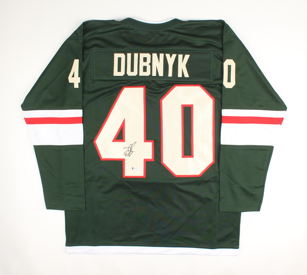 Devan Dubnyk Signed Jersey (Beckett) at PristineAuction.com Devan Dubnyk Signed Jersey (Beckett) at PristineAuction.com