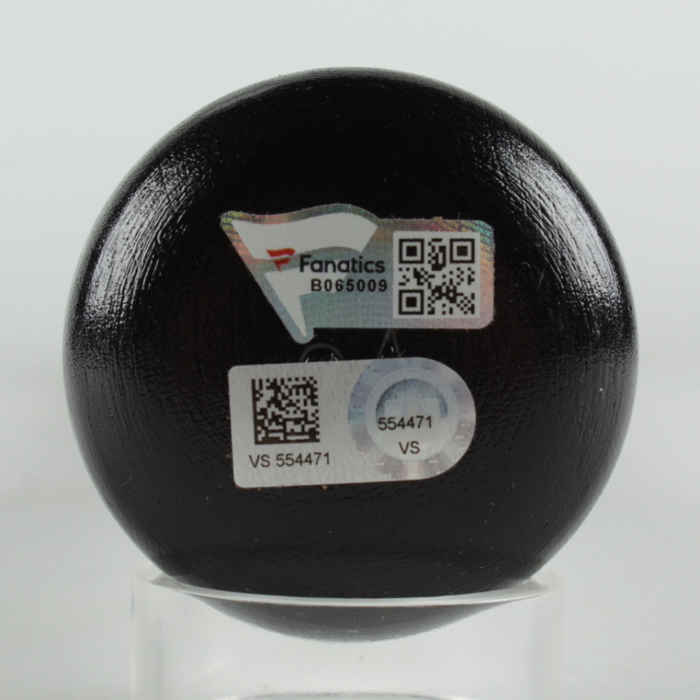 Mike Schmidt Signed LE Louisville Slugger Hall of Fame Player Model Baseball Bat (Fanatics & MLB) at PristineAuction.com Mike Schmidt Signed LE Louisville Slugger Hall of Fame Player Model Baseball Bat (Fanatics & MLB) at PristineAuction.com