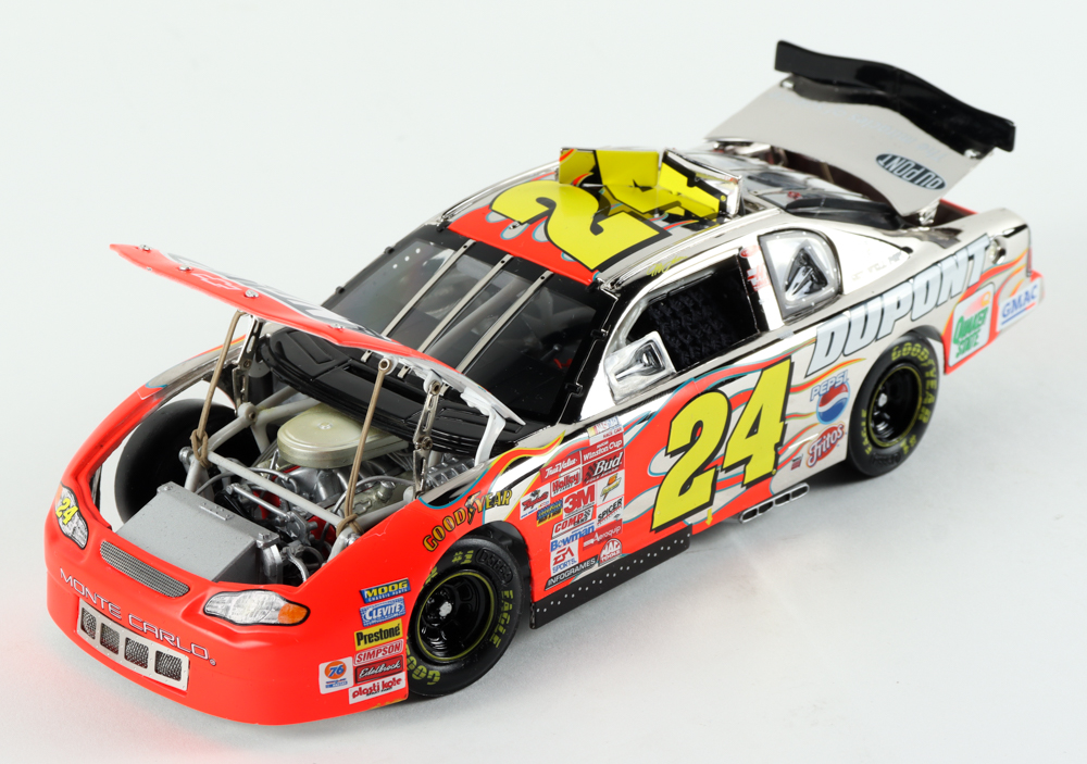 Jeff Gordon LE NASCAR #24 DuPont / HMS 100th Victory Platinum 2001 Monte Carlo Elite 1:24 Scale Diecast Car at PristineAuction.com Jeff Gordon LE NASCAR #24 DuPont / HMS 100th Victory Platinum 2001 Monte Carlo Elite 1:24 Scale Diecast Car at PristineAuction.com
