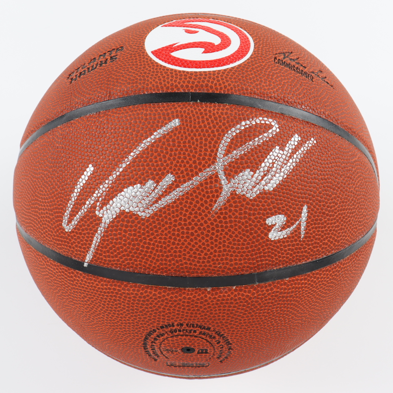 Clyde Drexler Signed Hawks Logo NBA Basketball (Schwartz) at PristineAuction.com Clyde Drexler Signed Hawks Logo NBA Basketball (Schwartz) at PristineAuction.com