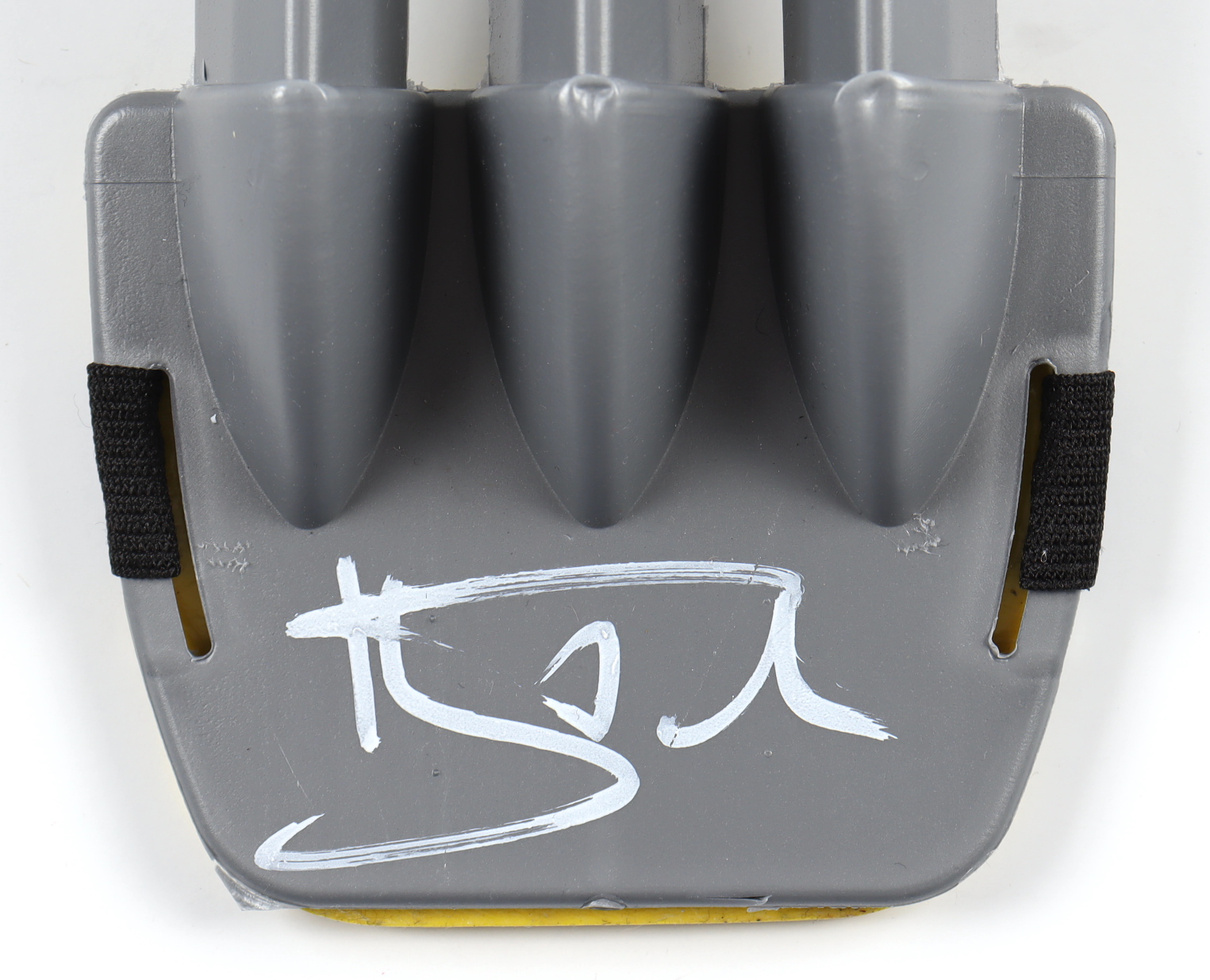 Hugh Jackman Signed "X-Men" Wolverine Claws (AutographCOA) at PristineAuction.com Hugh Jackman Signed "X-Men" Wolverine Claws (AutographCOA) at PristineAuction.com