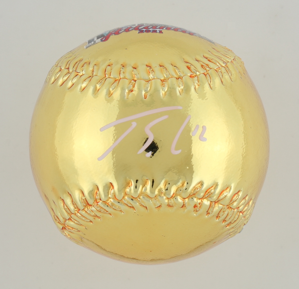 Jorge Soler Signed 2021 World Series Gold Chrome Baseball (JSA) at PristineAuction.com Jorge Soler Signed 2021 World Series Gold Chrome Baseball (JSA) at PristineAuction.com