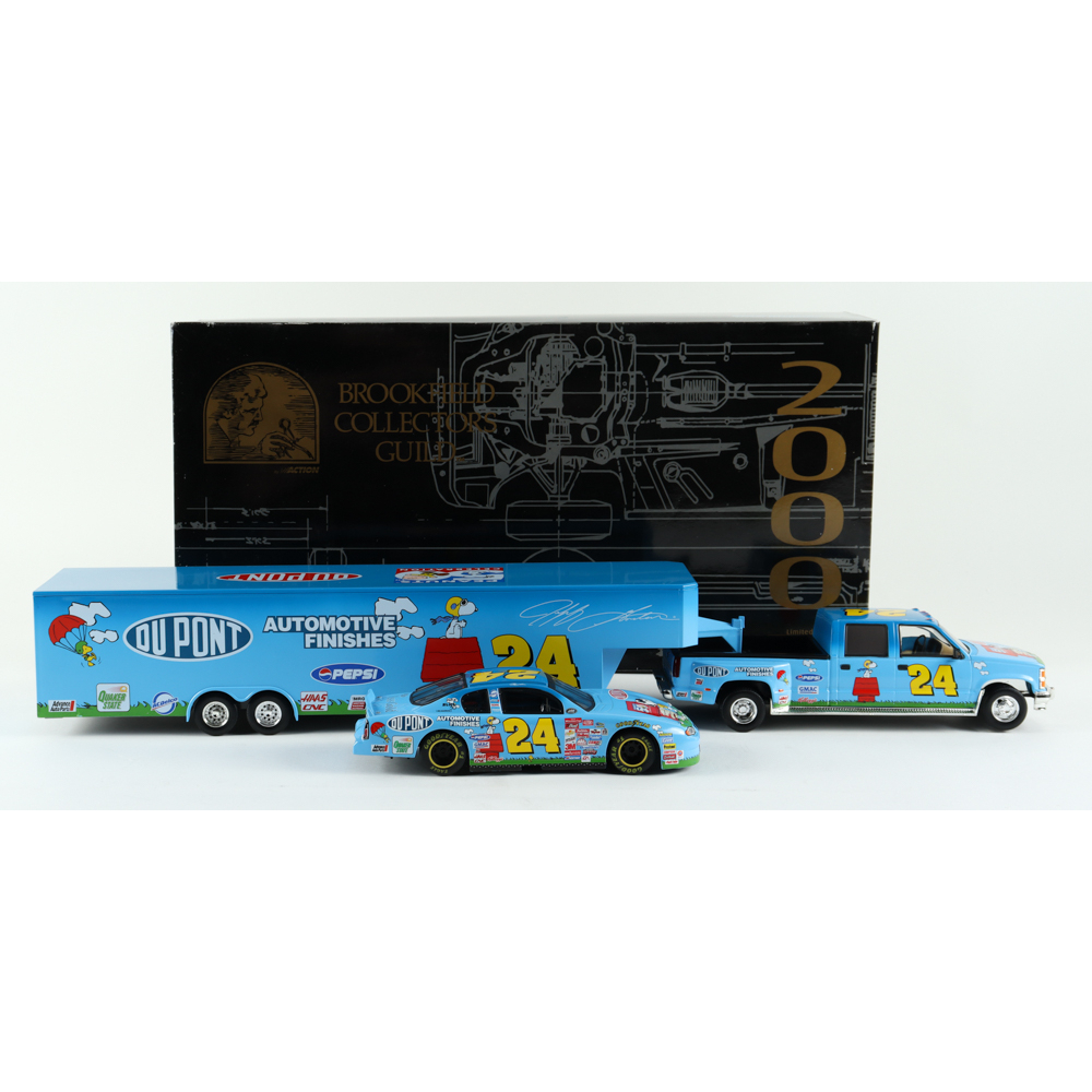 Jeff Gordon LE 24 2000 DuPont Automotive Finishes / Peanuts 124 Scale
