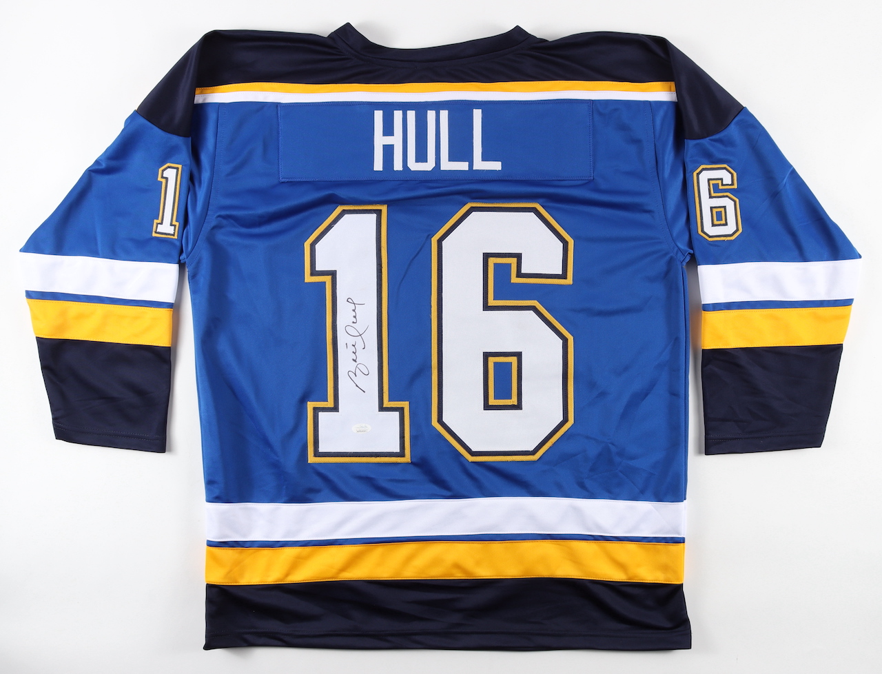 Brett Hull Signed Jersey (JSA) at PristineAuction.com Brett Hull Signed Jersey (JSA) at PristineAuction.com