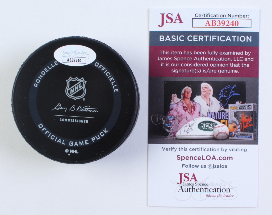 Sidney Crosby Signed Penguins Logo Hockey Puck (JSA) at PristineAuction.com Sidney Crosby Signed Penguins Logo Hockey Puck (JSA) at PristineAuction.com