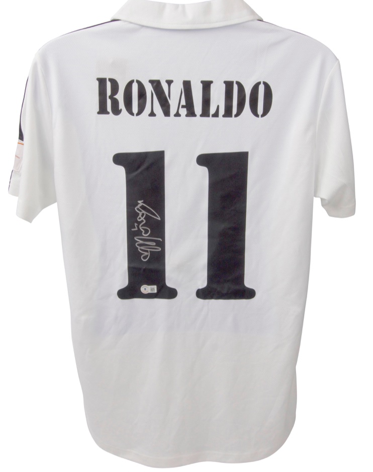 Ronaldo Nazario Signed Jersey (Beckett) at PristineAuction.com Ronaldo Nazario Signed Jersey (Beckett) at PristineAuction.com