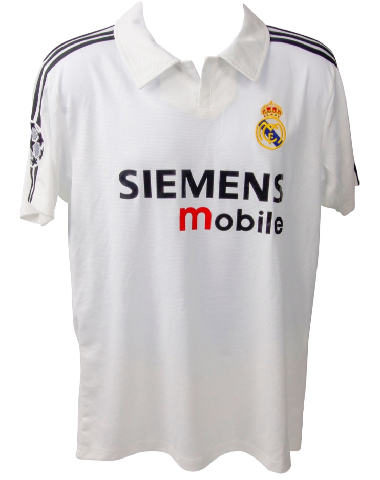 Ronaldo Nazario Signed Jersey (Beckett) at PristineAuction.com Ronaldo Nazario Signed Jersey (Beckett) at PristineAuction.com