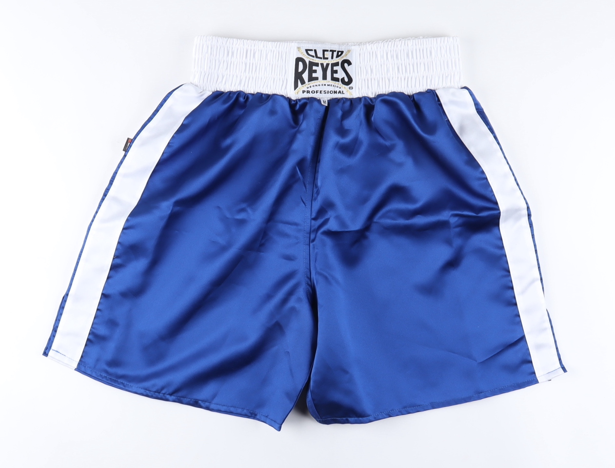 Mike Tyson Signed Boxing Trunks (PSA) at PristineAuction.com Mike Tyson Signed Boxing Trunks (PSA) at PristineAuction.com