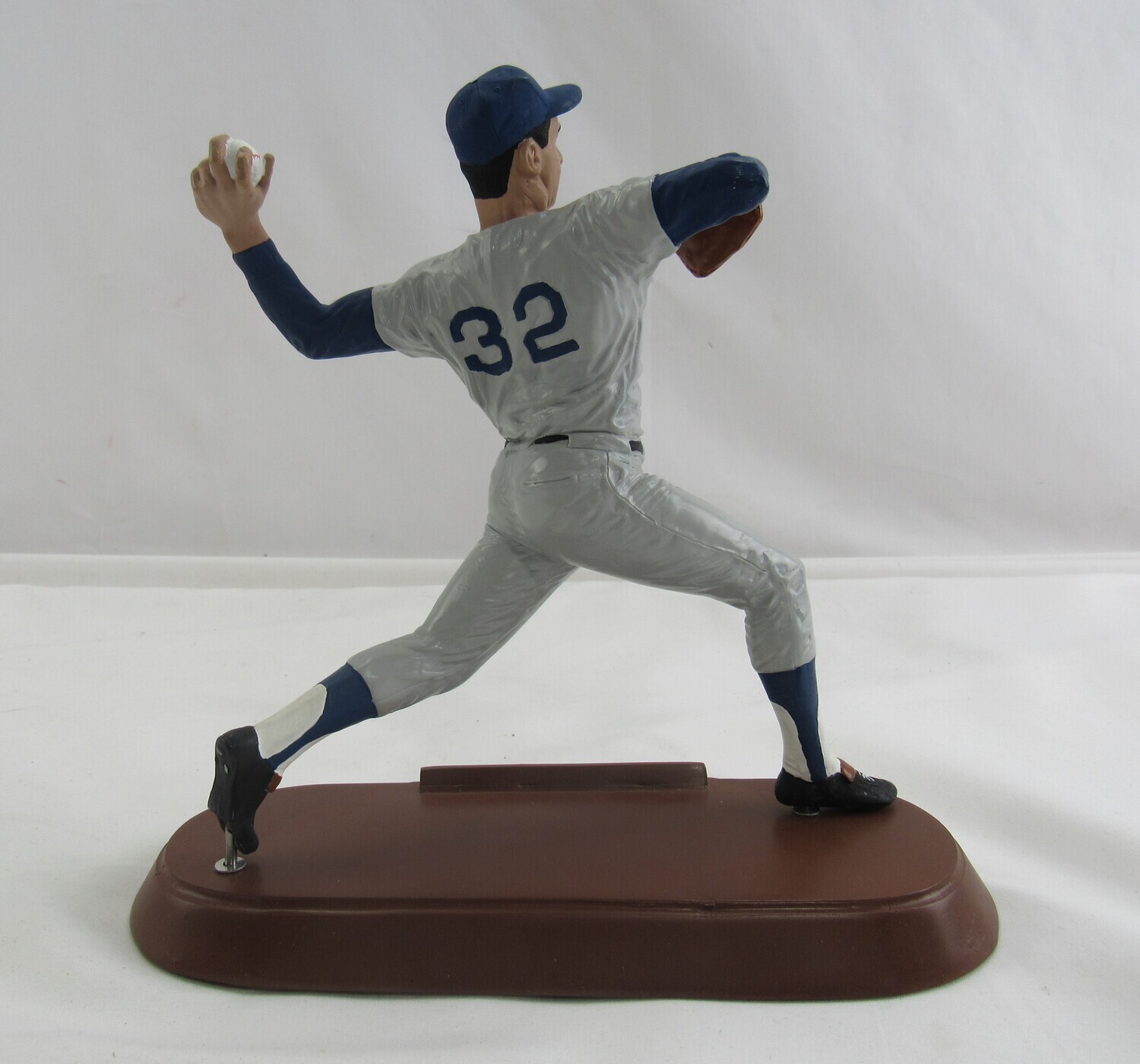Sandy Koufax Signed LE 1993 Salvino Dealer Special Series Figurine (Salvino) at PristineAuction.com Sandy Koufax Signed LE 1993 Salvino Dealer Special Series Figurine (Salvino) at PristineAuction.com