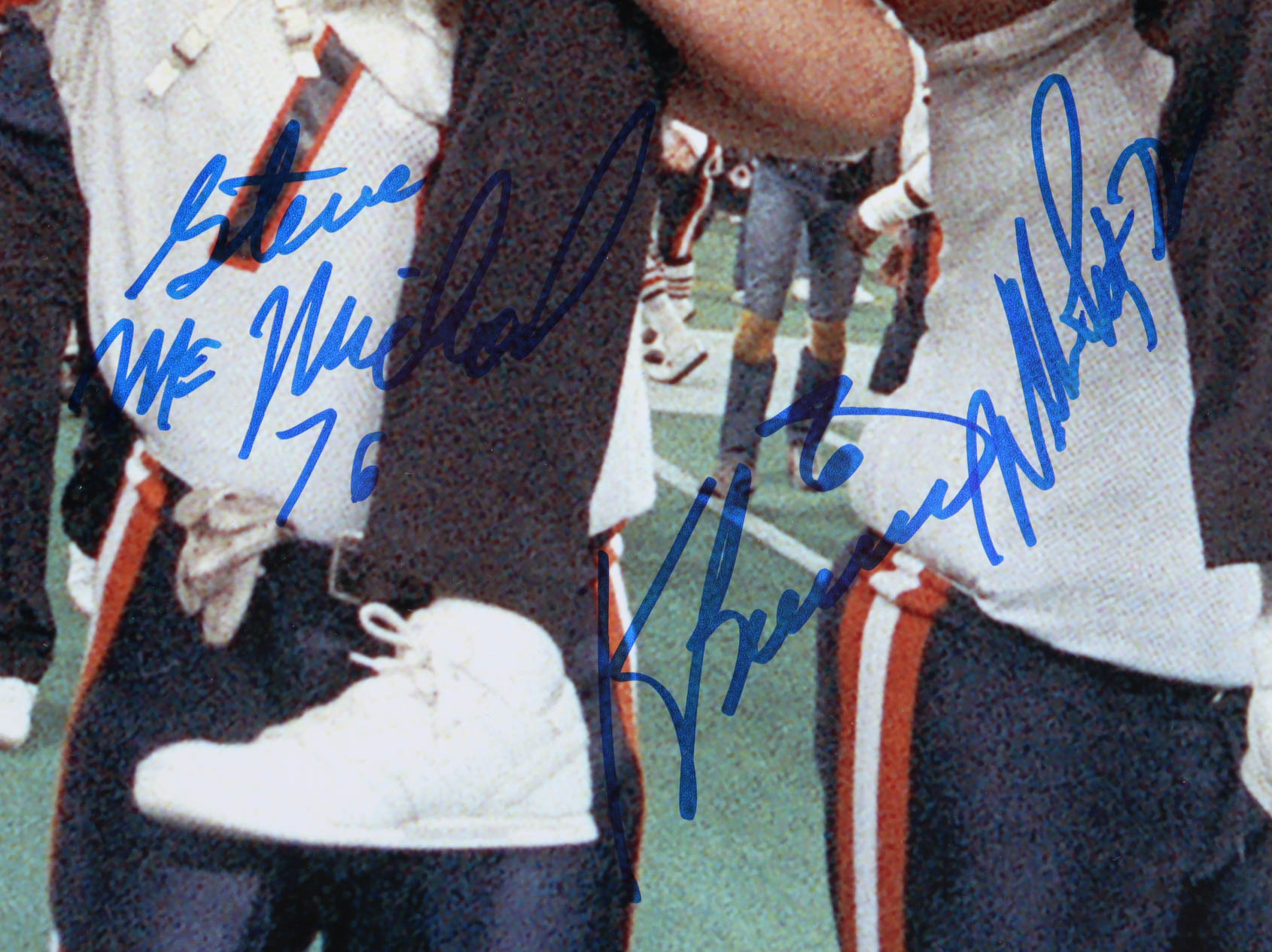1986 Bears Super Bowl XX 16x20 Photo Signed by (24) with Mike Ditka, Mike Singletary, Steve McMichael, Gary Fencik (Schwartz) at PristineAuction.com 1986 Bears Super Bowl XX 16x20 Photo Signed by (24) with Mike Ditka, Mike Singletary, Steve McMichael, Gary Fencik (Schwartz) at PristineAuction.com
