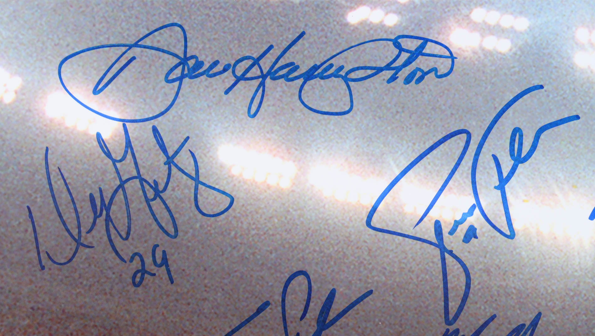 1986 Bears Super Bowl XX 16x20 Photo Signed by (24) with Mike Ditka, Mike Singletary, Steve McMichael, Gary Fencik (Schwartz) at PristineAuction.com 1986 Bears Super Bowl XX 16x20 Photo Signed by (24) with Mike Ditka, Mike Singletary, Steve McMichael, Gary Fencik (Schwartz) at PristineAuction.com