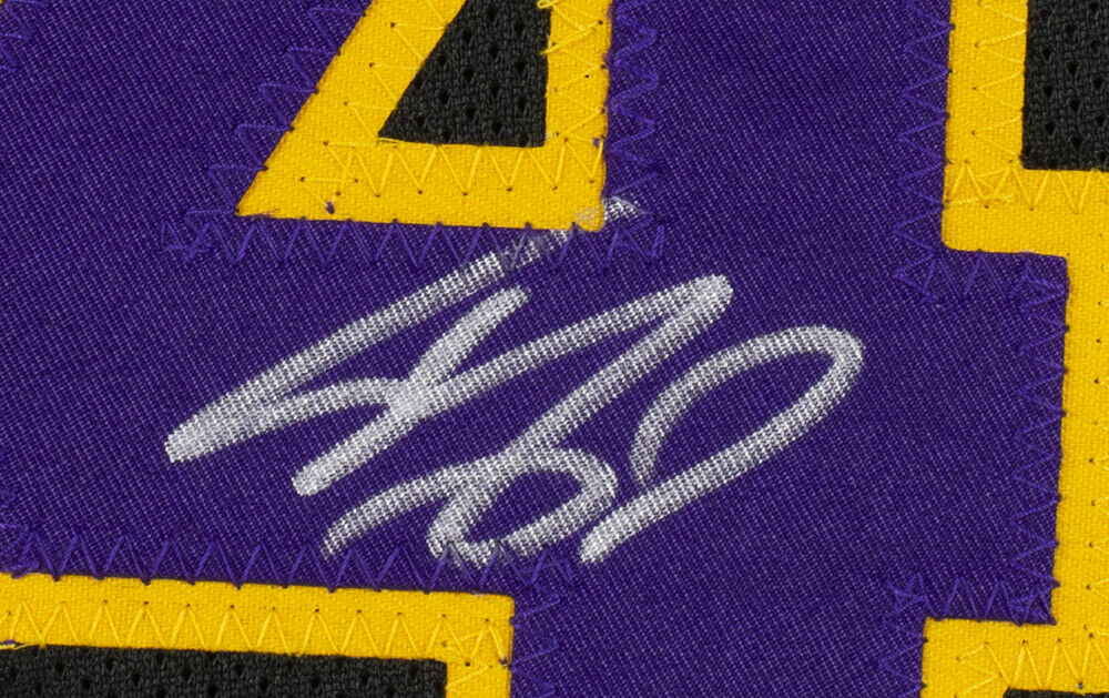 Shaquille O'Neal Signed Jersey (JSA) at PristineAuction.com Shaquille O'Neal Signed Jersey (JSA) at PristineAuction.com