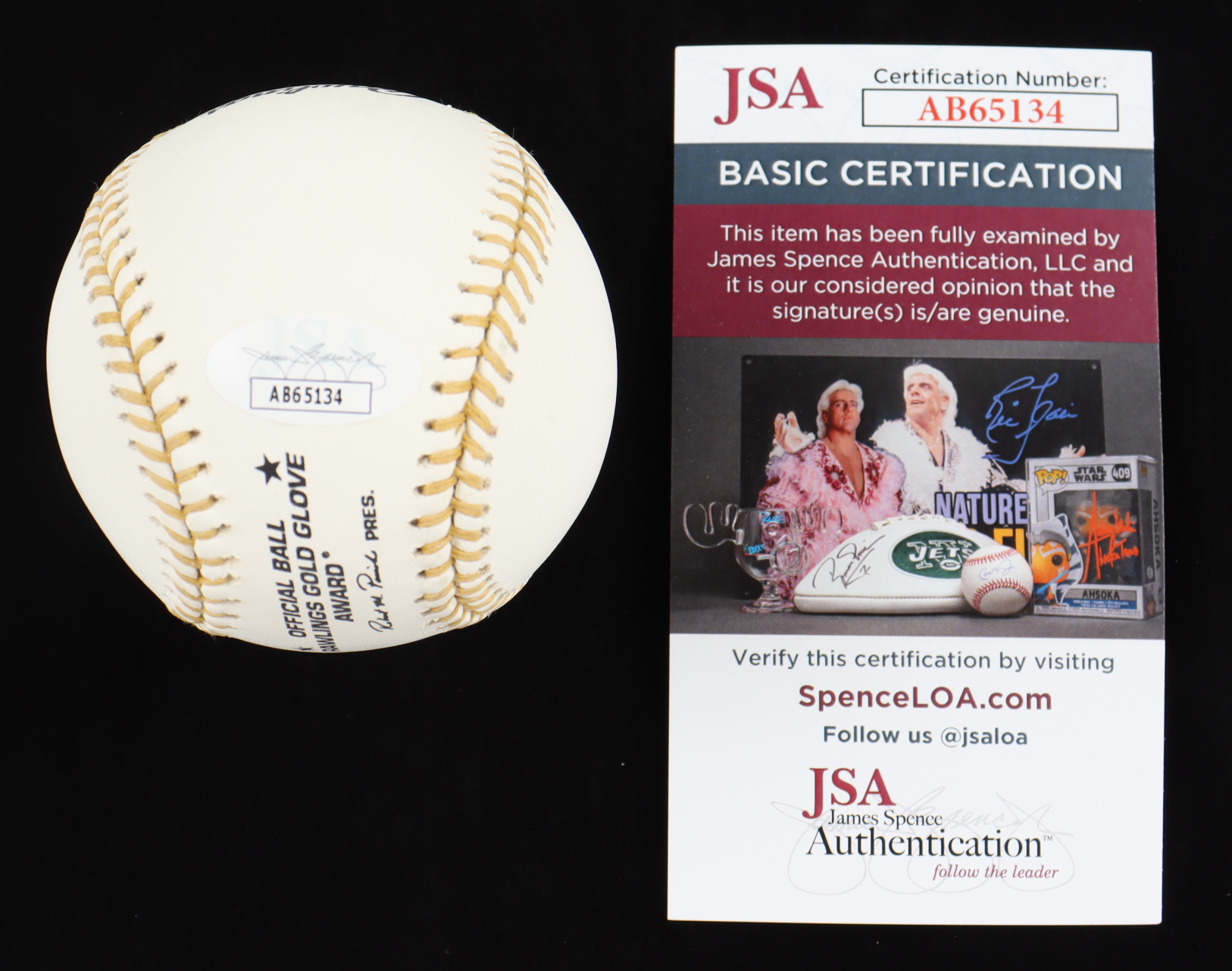 Omar Vizquel Signed Gold Glove Award Baseball (JSA) at PristineAuction.com Omar Vizquel Signed Gold Glove Award Baseball (JSA) at PristineAuction.com