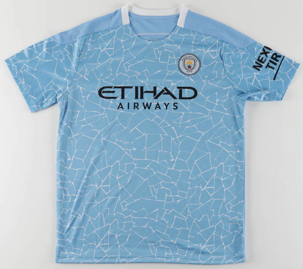 Kevin De Bruyne Signed Jersey (Beckett) at PristineAuction.com Kevin De Bruyne Signed Jersey (Beckett) at PristineAuction.com