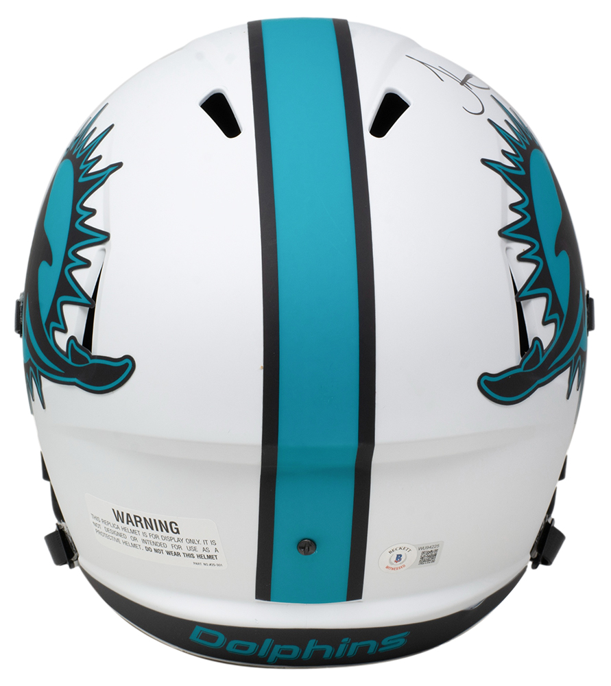 Tyreek Hill Signed Dolphins Full-Size Lunar Eclipse Alternate Speed Helmet with Display Case (Beckett) at PristineAuction.com Tyreek Hill Signed Dolphins Full-Size Lunar Eclipse Alternate Speed Helmet with Display Case (Beckett) at PristineAuction.com