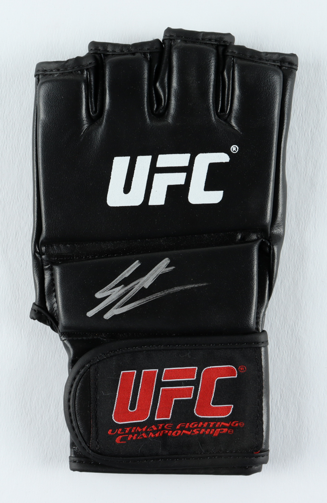 Donald "Cowboy" Cerrone Signed UFC Glove (PA) at PristineAuction.com Donald "Cowboy" Cerrone Signed UFC Glove (PA) at PristineAuction.com